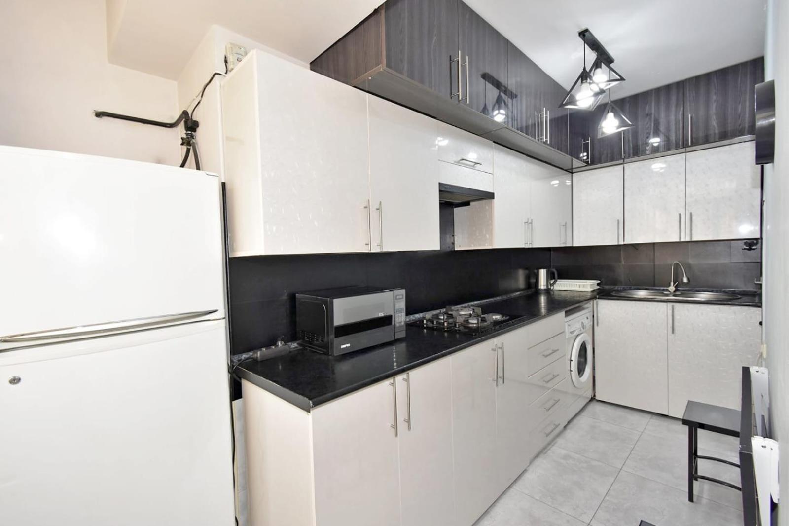 Luxury Spacious Apartment On Saryan Street.Centre Γιερεβάν Εξωτερικό φωτογραφία